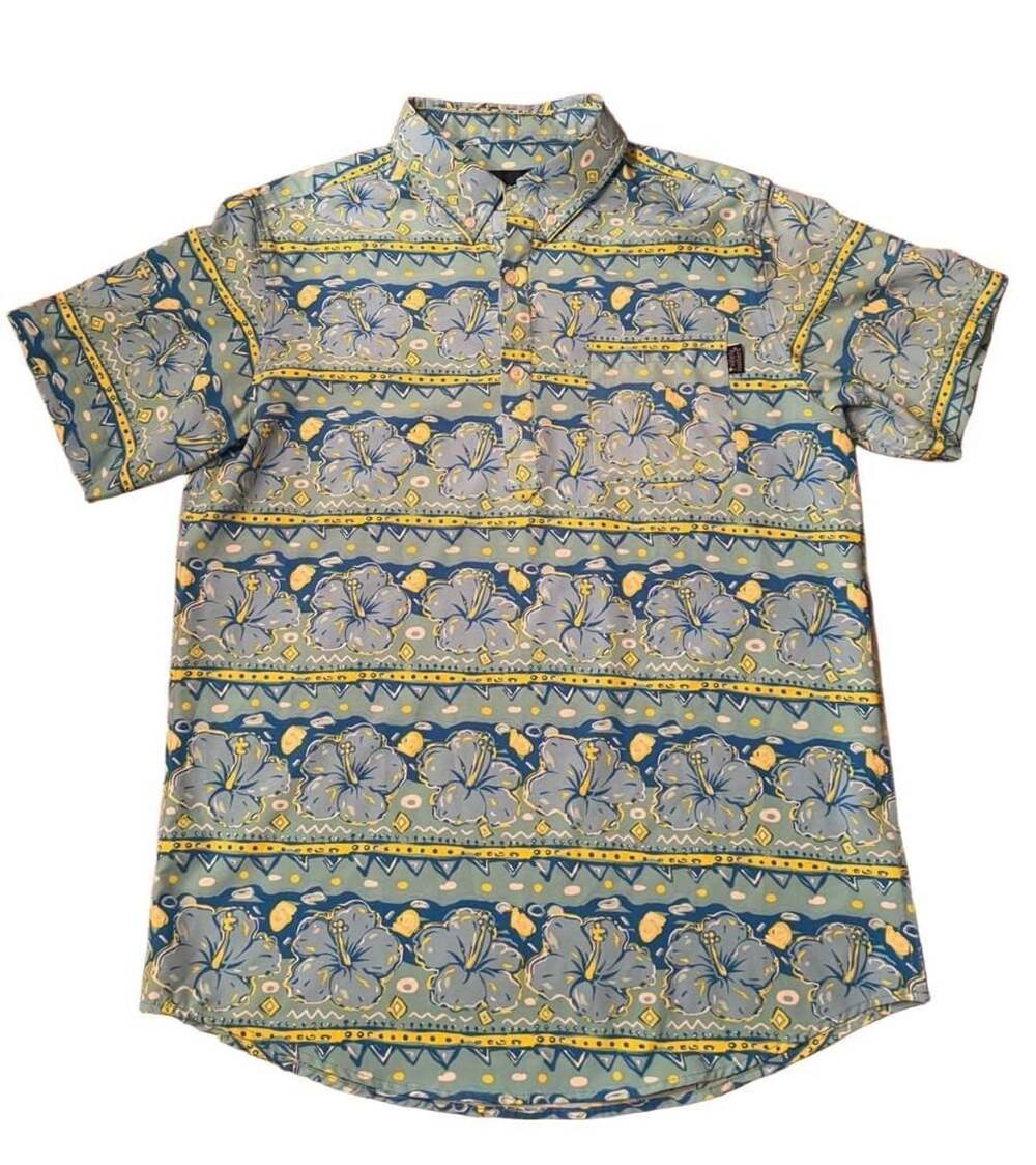 Simply Southern Hawaiian Shirt Size S Blue Floral Button Up h1523